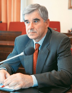 NIKOLOUDIS