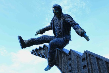 crisis sculpture