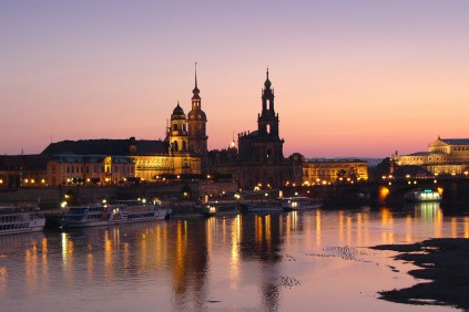 Dresden_bei_Nacht - Wikipedia (c)